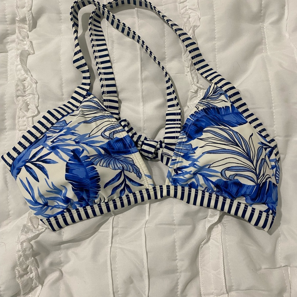 No Boundaries Juniors size  Large 11-13 Bikini Top Floral Stripe White Blue